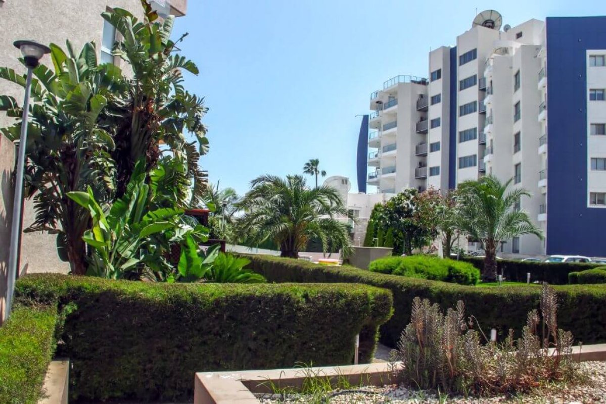 2 bedrooms Apartment in Limassol, Cyprus No. 38371
