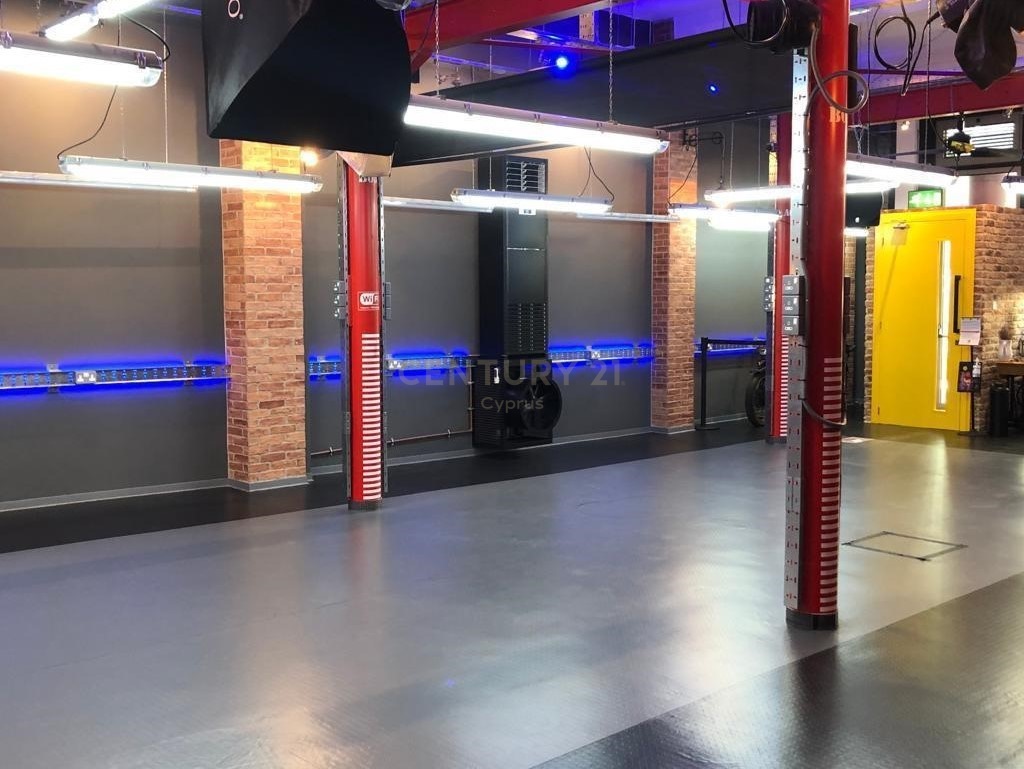 180m2 Local comercial en Limassol, Chipre No. 53890