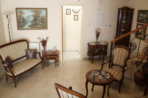 4 bedrooms Villa in Limassol, Cyprus No. 38336