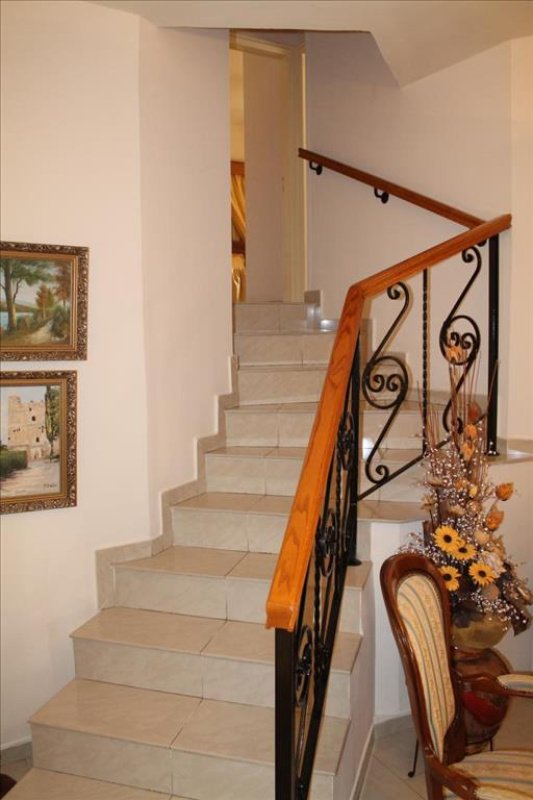 4 bedrooms Villa in Limassol, Cyprus No. 38336