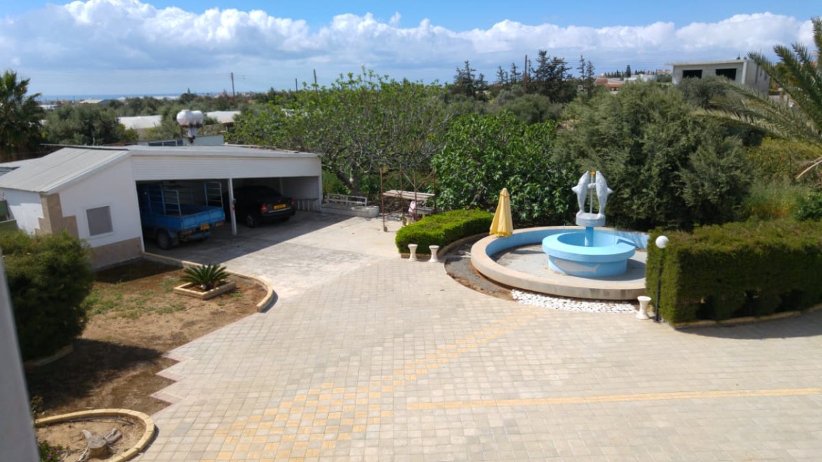 3 bedrooms Villa in Limassol, Cyprus No. 38337