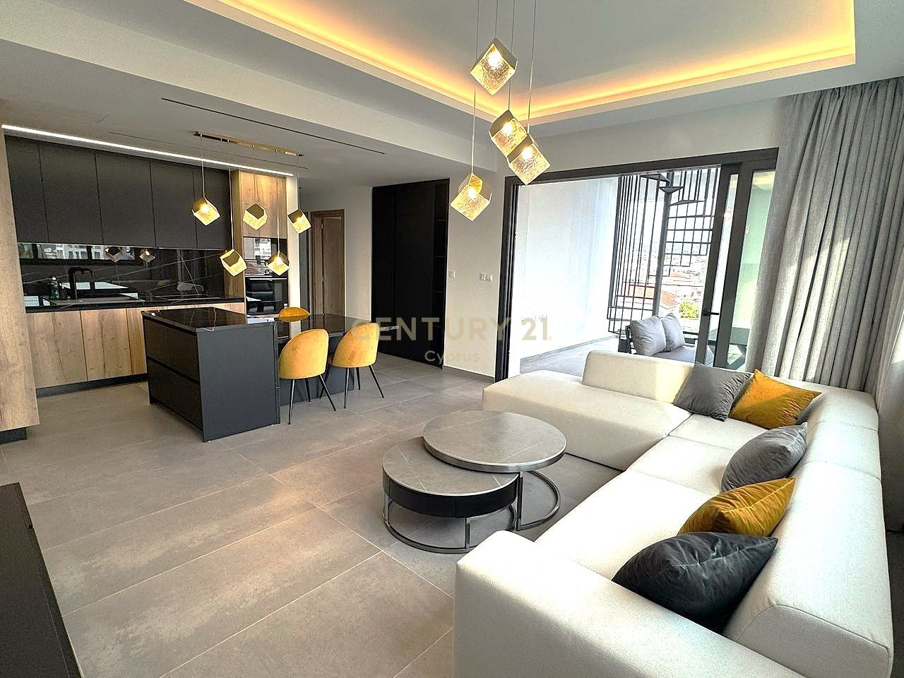 3 bedrooms Penthouse in Limassol, Cyprus No. 55318