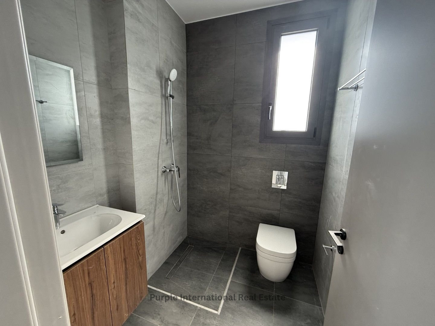 Квартира с 2 спальнями в Ларнака, Кипр № 35146