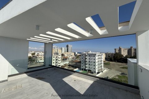 2 bedrooms Apartment in Larnaca, Larnaka, Cyprus No. 35146