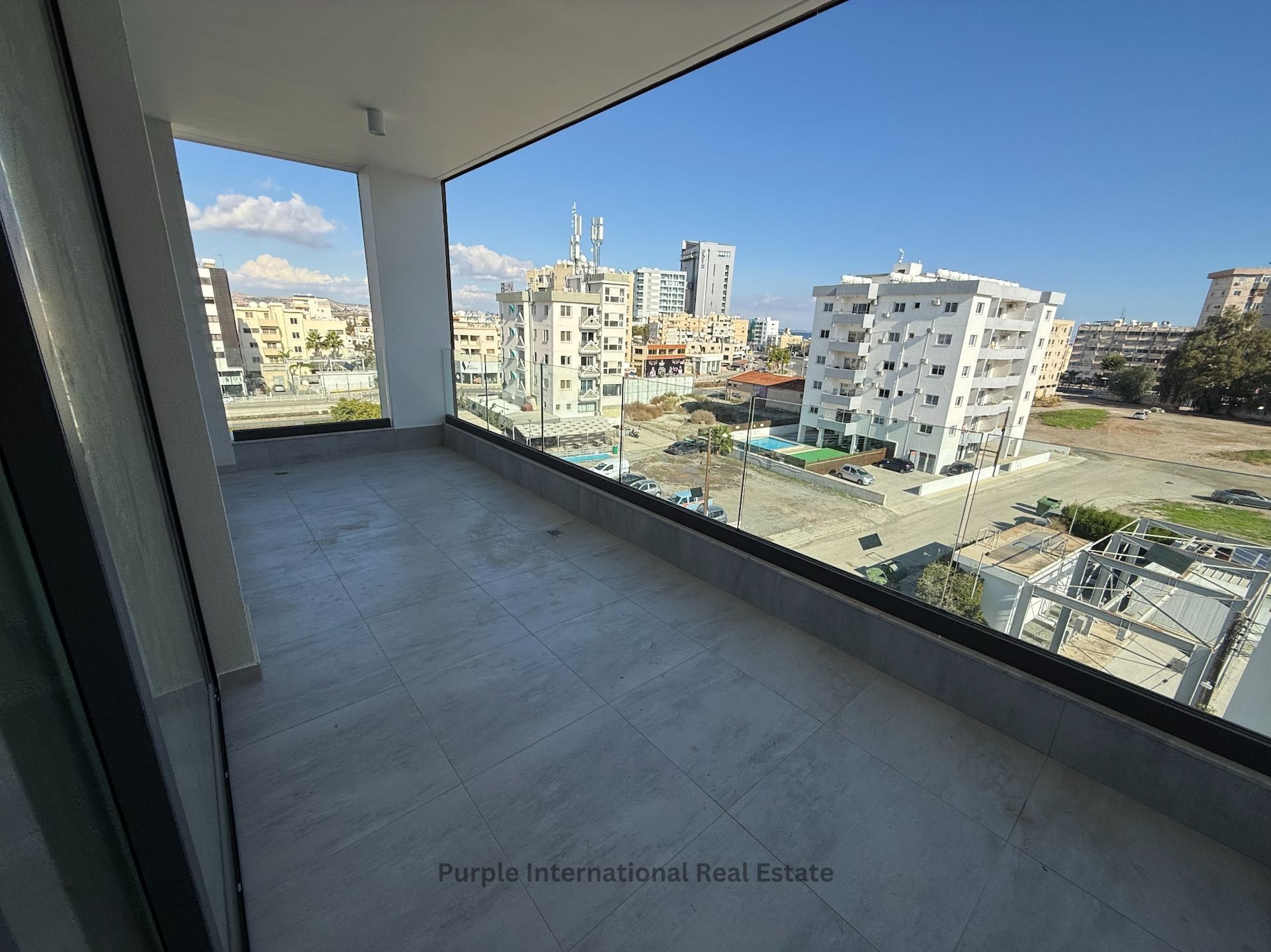 2 bedrooms Apartment in Larnaca, Larnaka, Cyprus No. 35145