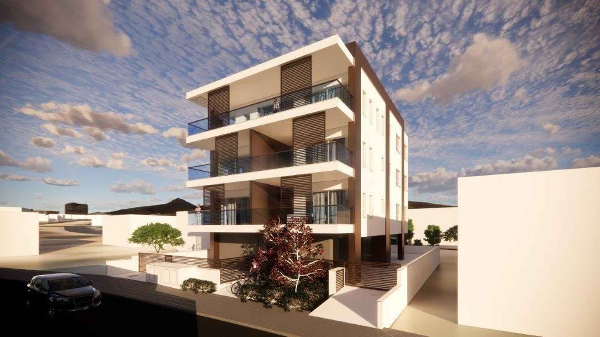 VASHIOTIS CROWN in Agios Athanasios, Limassol, Cyprus No. 8933