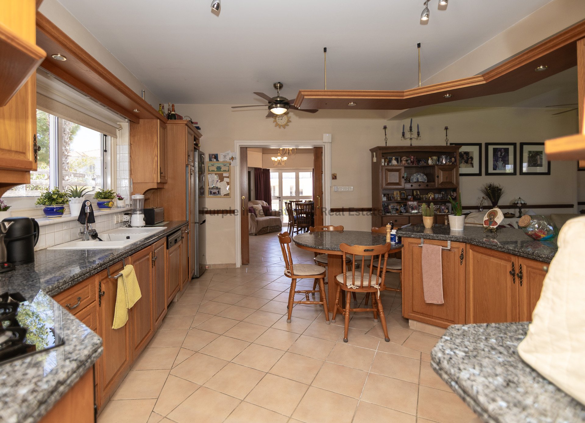 4 bedrooms Villa in Kiti, Larnaka, Cyprus No. 39026