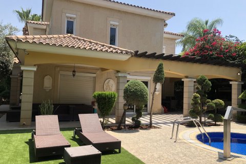 4 dormitorios Villa en Limassol, Chipre No. 44806