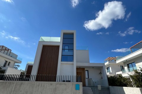 4 bedrooms Villa in Protaras, Ammochostos, Cyprus No. 37046
