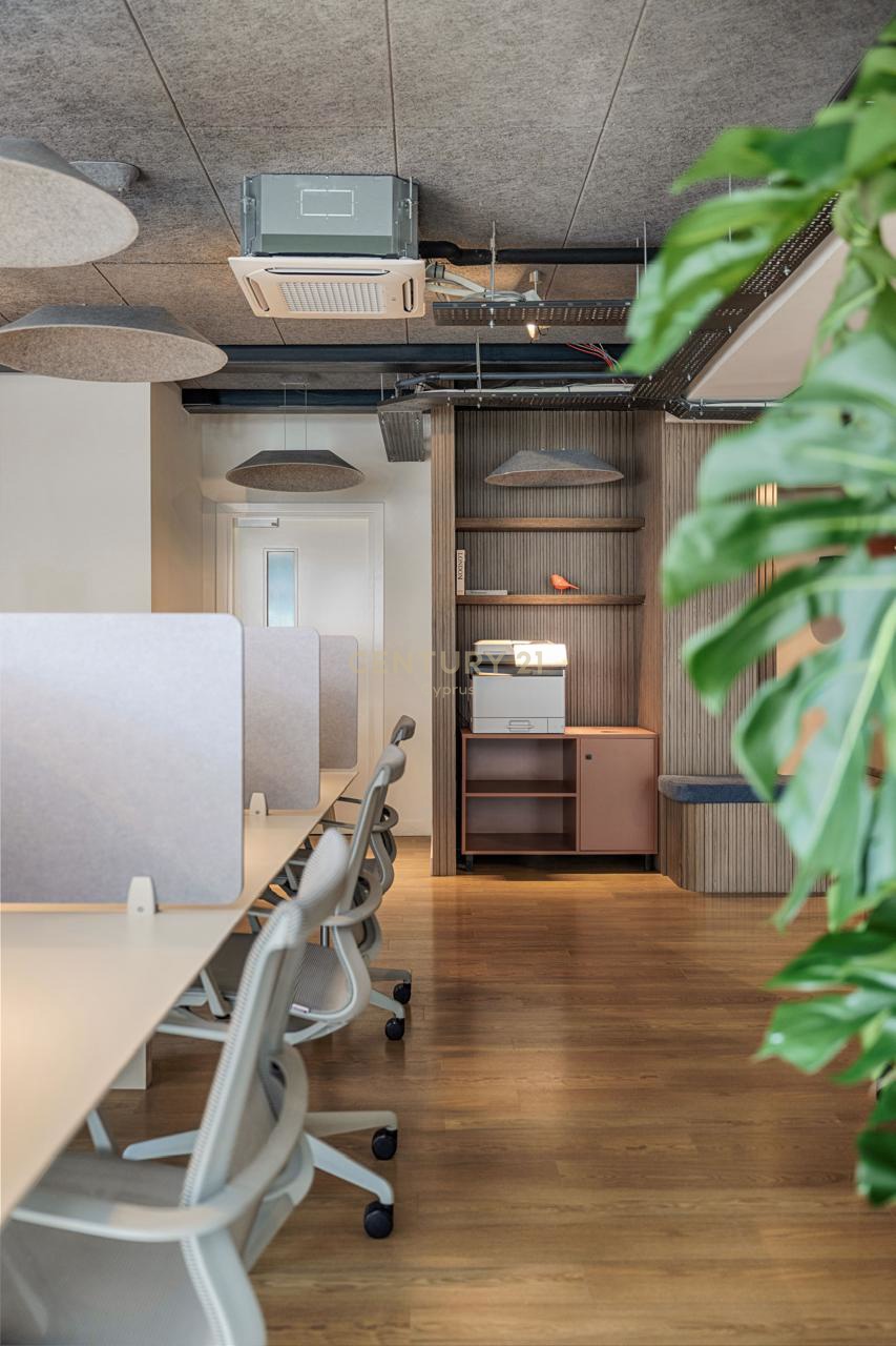 100m2 Bureau à Limassol, Chypre No. 57842