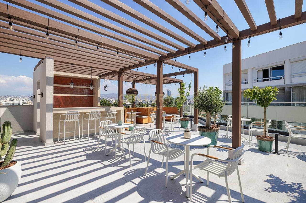 100m2 Bureau à Limassol, Chypre No. 57842
