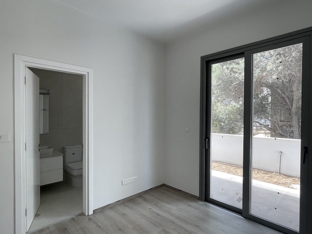 3 dormitorios Apartamento en Paphos, Chipre No. 53347
