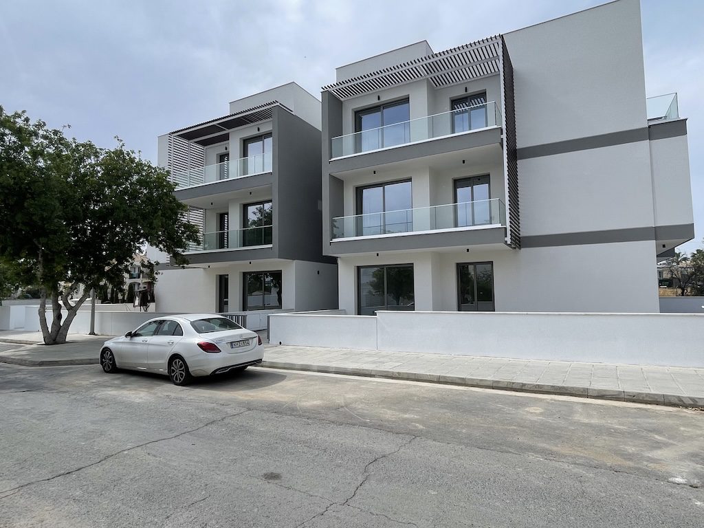 3 dormitorios Apartamento en Paphos, Chipre No. 53347