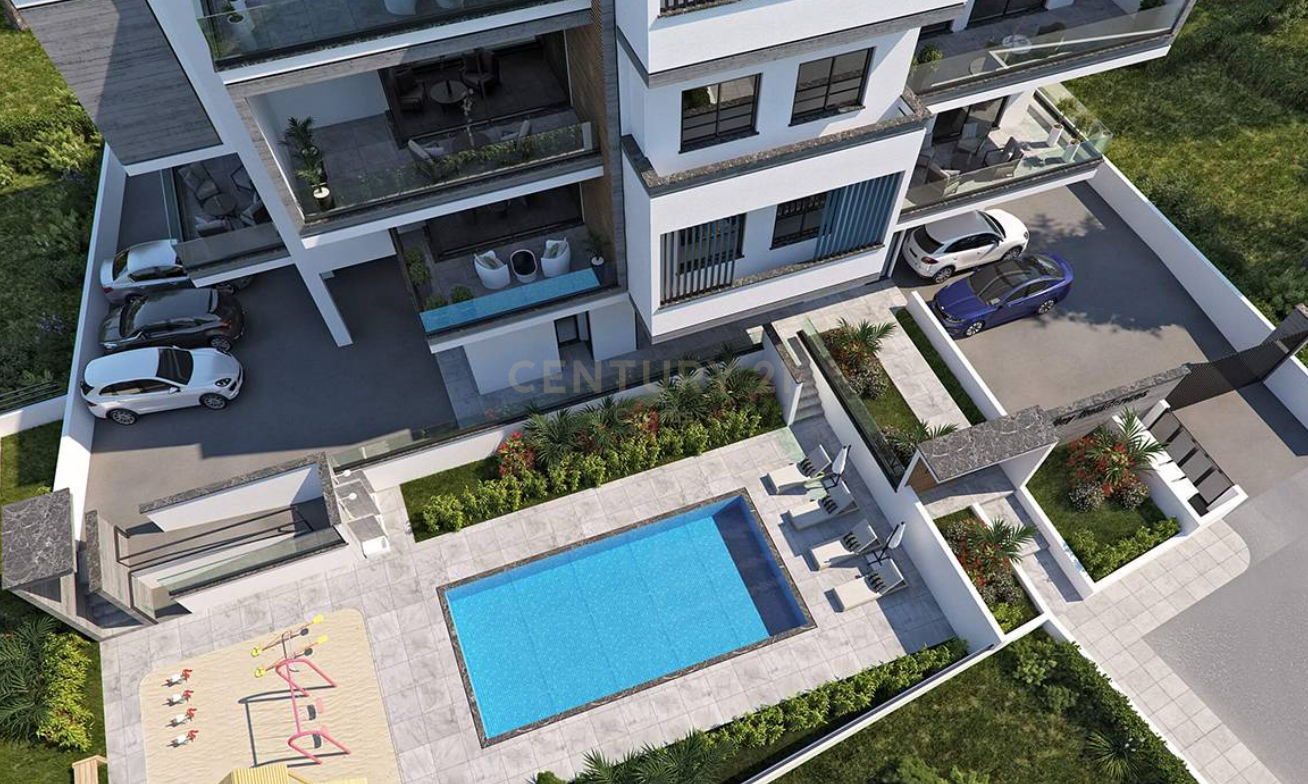 3 bedrooms Apartment in Germasogeia, Limassol, Cyprus No. 31610