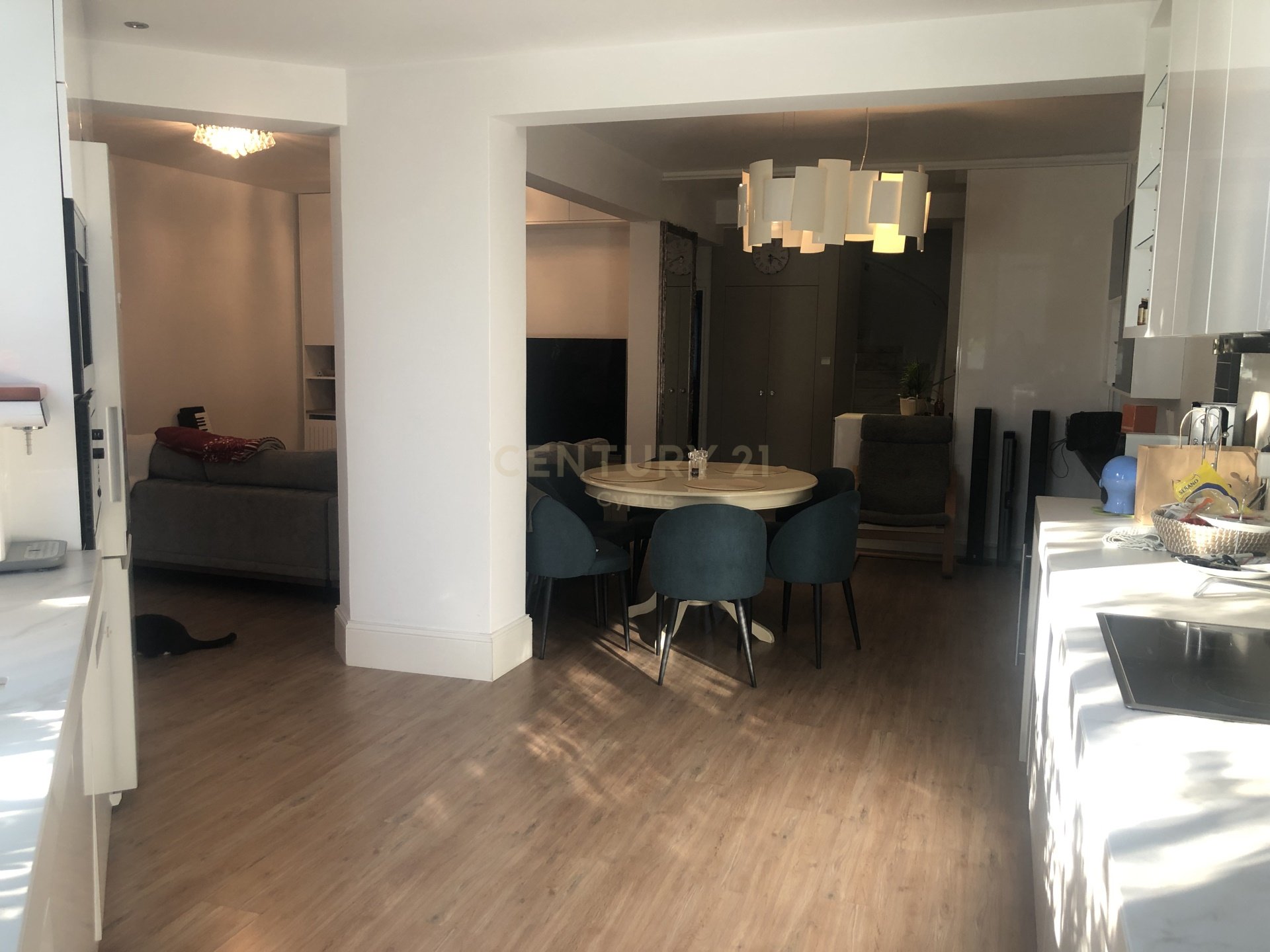 3 bedrooms Duplex in Germasogeia, Limassol, Cyprus No. 31594