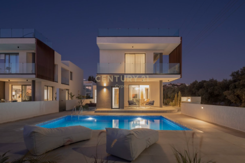 4 dormitorios Villa en Chloraka, Paphos, Chipre No. 53937