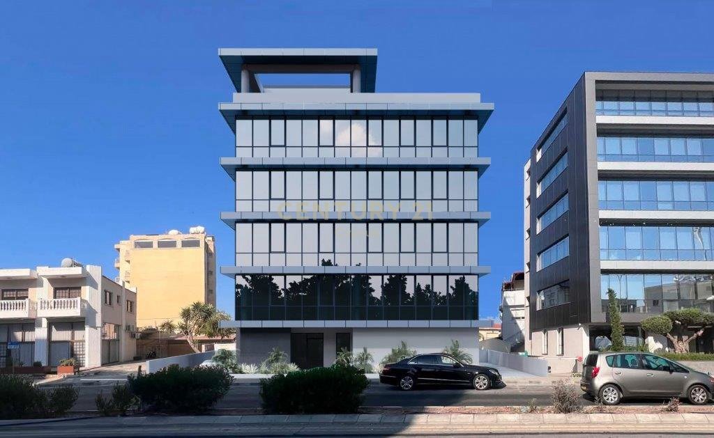 544m2 Propriété commerciale à Germasogeia, Limassol, Chypre No. 58552