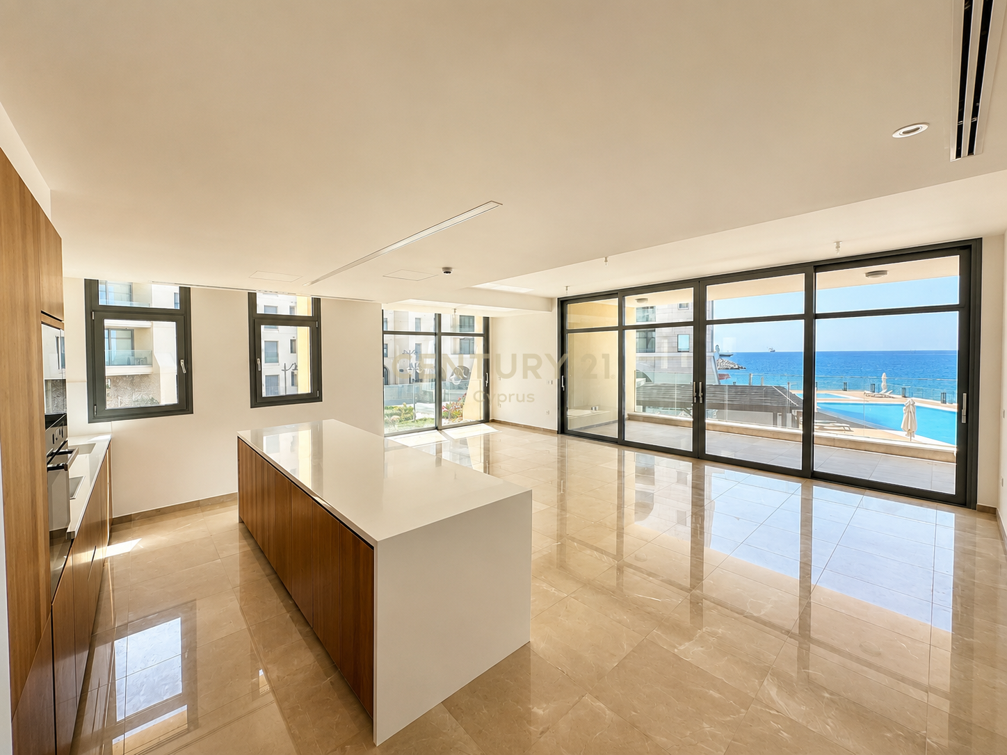 3 dormitorios Apartamento en Limassol, Chipre No. 58556