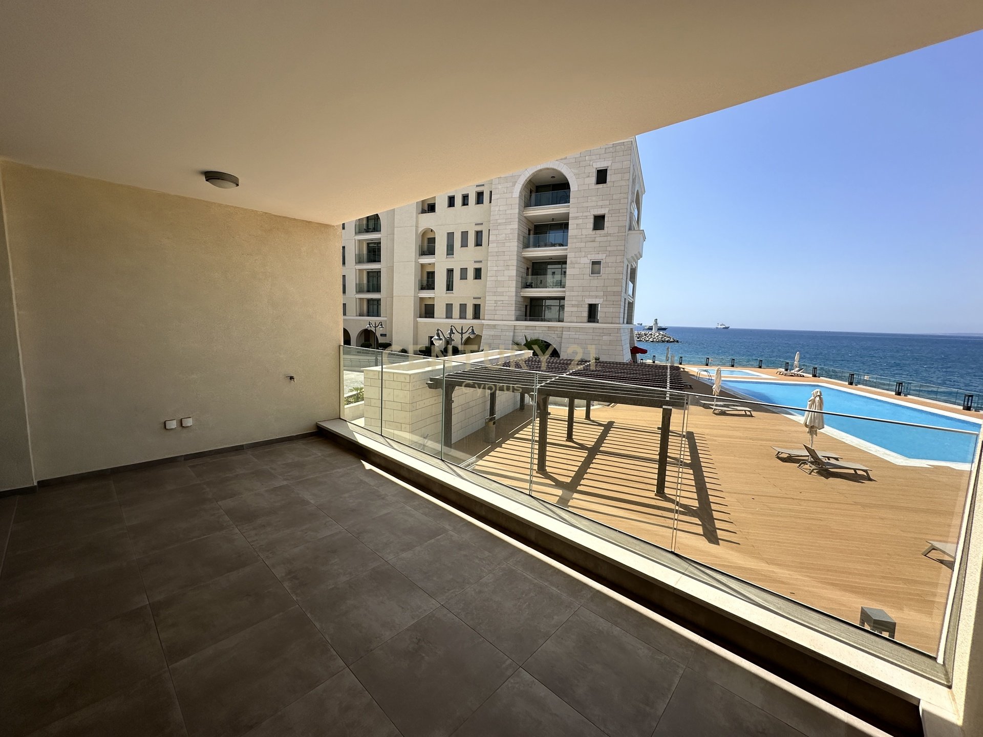 3 dormitorios Apartamento en Limassol, Chipre No. 58556