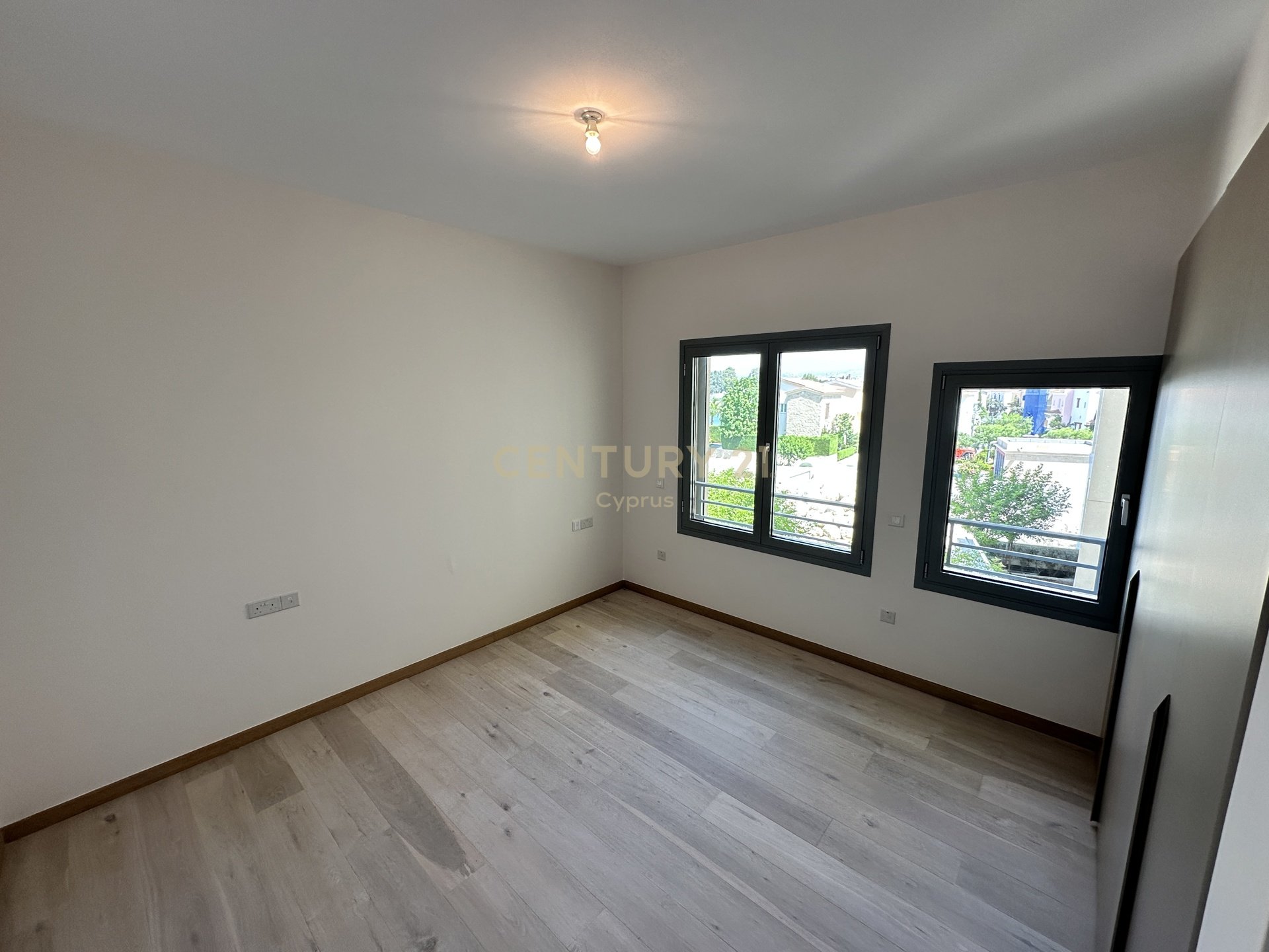 3 dormitorios Apartamento en Limassol, Chipre No. 58556