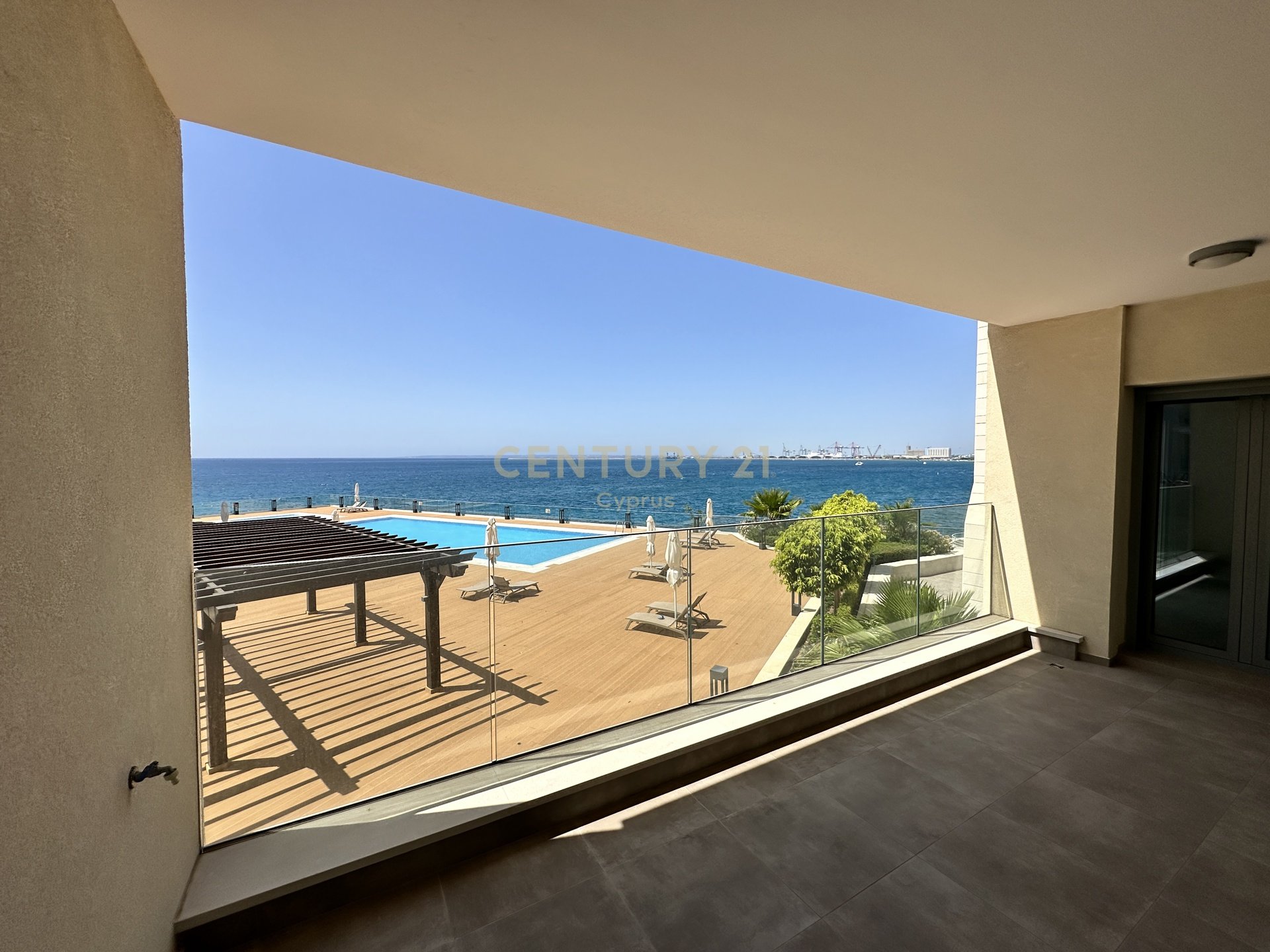 3 dormitorios Apartamento en Limassol, Chipre No. 58556