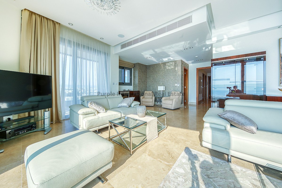 3 bedrooms Apartment in Agios Tychonas, Limassol, Cyprus No. 37808