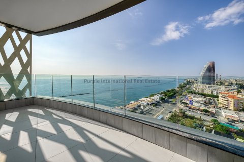 3 bedrooms Apartment in Agios Tychonas, Limassol, Cyprus No. 37808