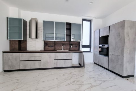 3 bedrooms Apartment in Germasogeia, Limassol, Cyprus No. 8417
