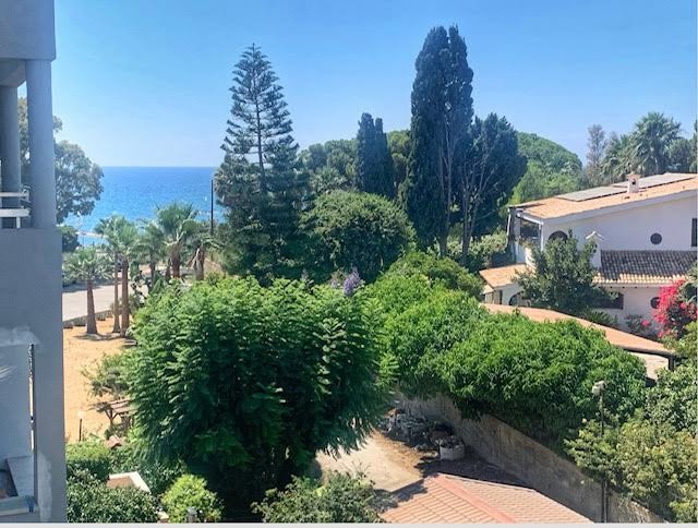 5 bedrooms Apartment in Germasogeia, Limassol, Cyprus No. 6730