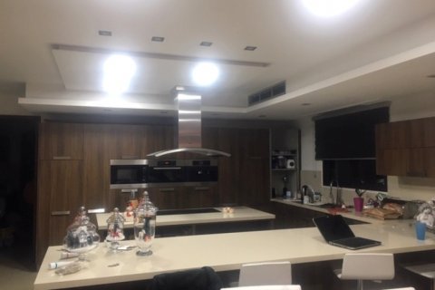 8 bedrooms Villa in Larnaca, Larnaka, Cyprus No. 38577