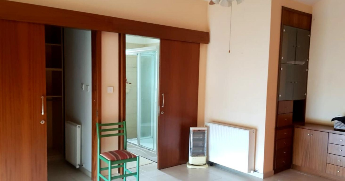 4 bedrooms Villa in Limassol, Cyprus No. 38576