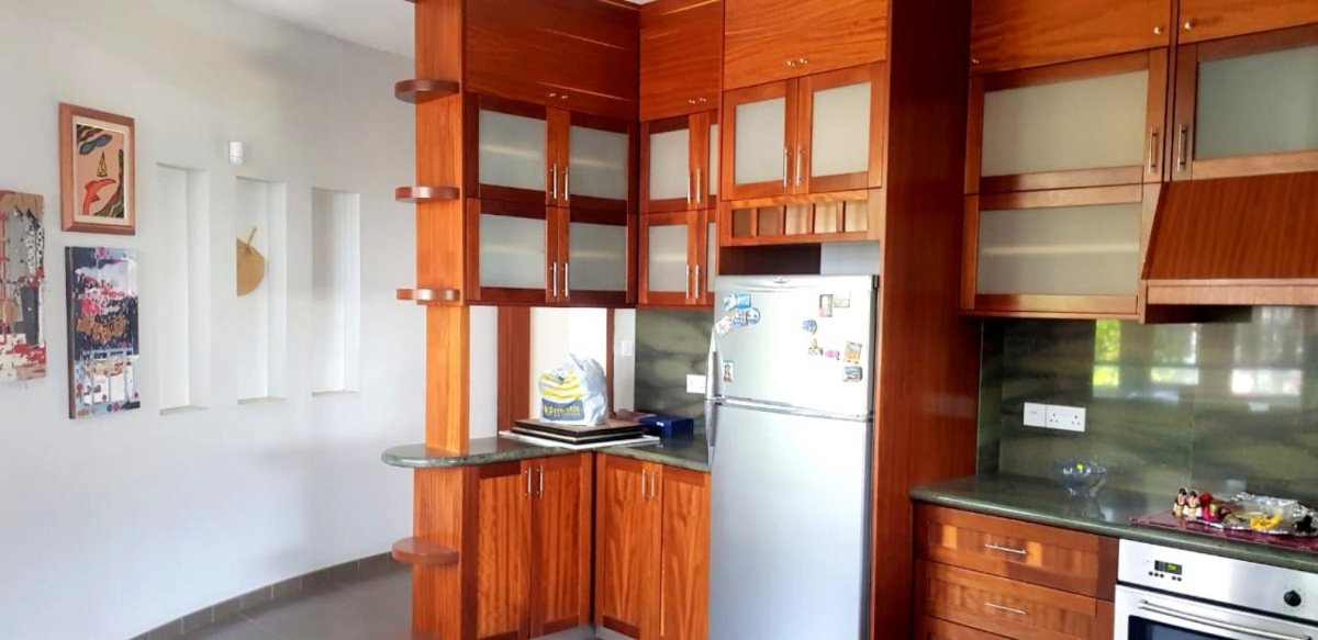 4 bedrooms Villa in Limassol, Cyprus No. 38576