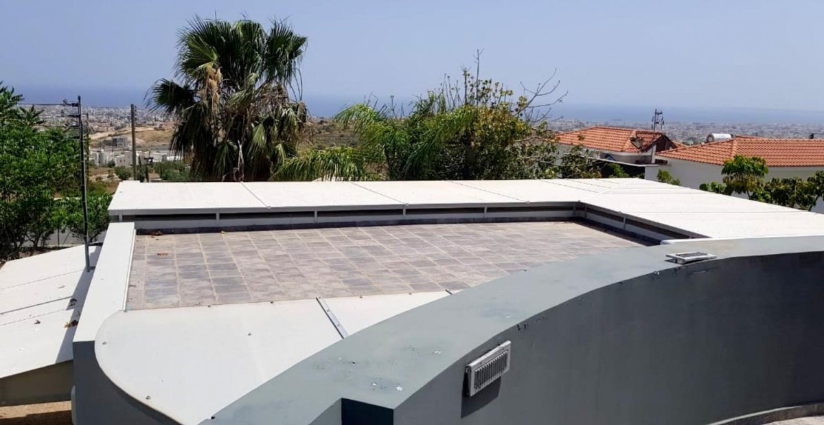 4 bedrooms Villa in Limassol, Cyprus No. 38576