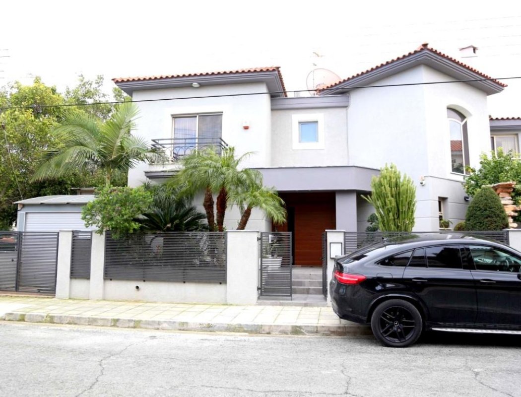 6 bedrooms Villa in Nicosia, Cyprus No. 38578