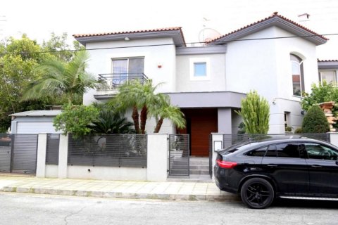 6 bedrooms Villa in Nicosia, Cyprus No. 38578