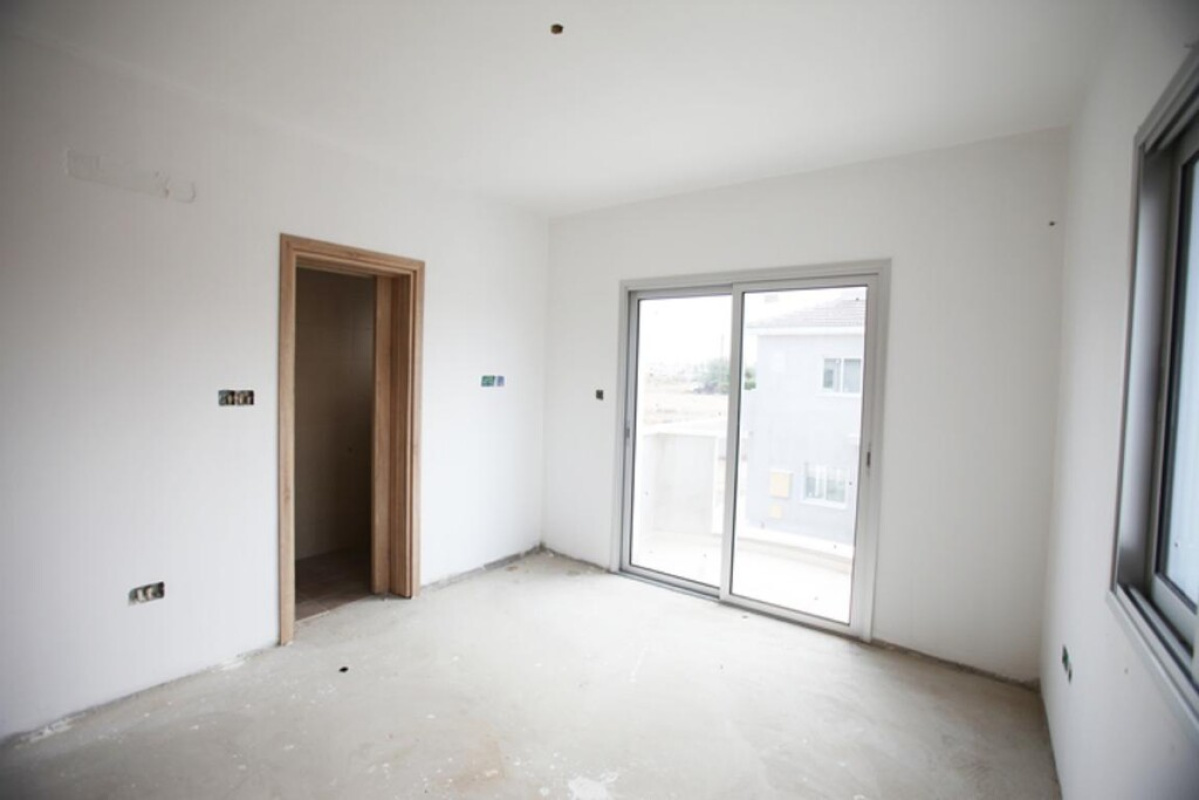 4 bedrooms Villa in Nicosia, Cyprus No. 38906