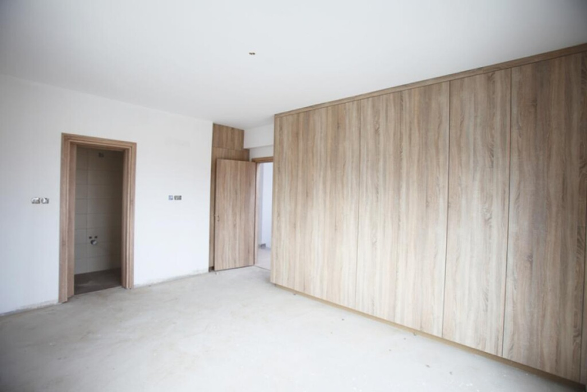 4 bedrooms Villa in Nicosia, Cyprus No. 38906