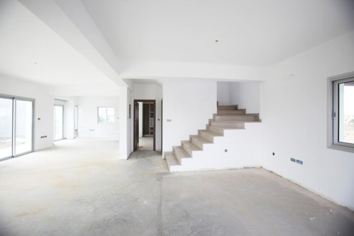 4 bedrooms Villa in Nicosia, Cyprus No. 38906