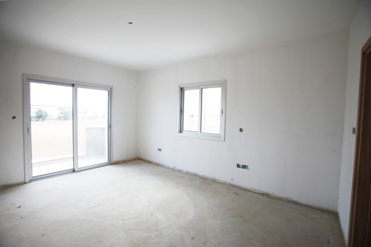 4 bedrooms Villa in Nicosia, Cyprus No. 38906