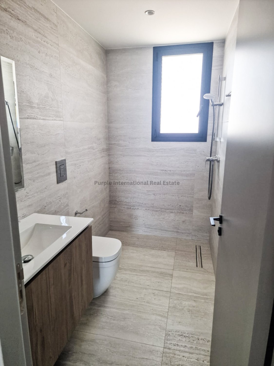 2 bedrooms Apartment in Larnaca, Larnaka, Cyprus No. 25036
