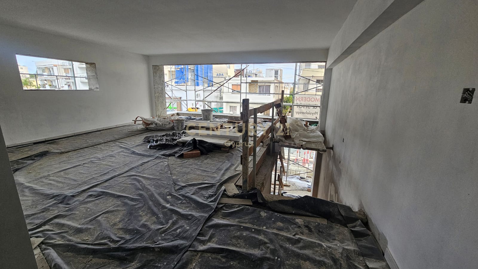 90m2 Tienda en Limassol, Chipre No. 53663
