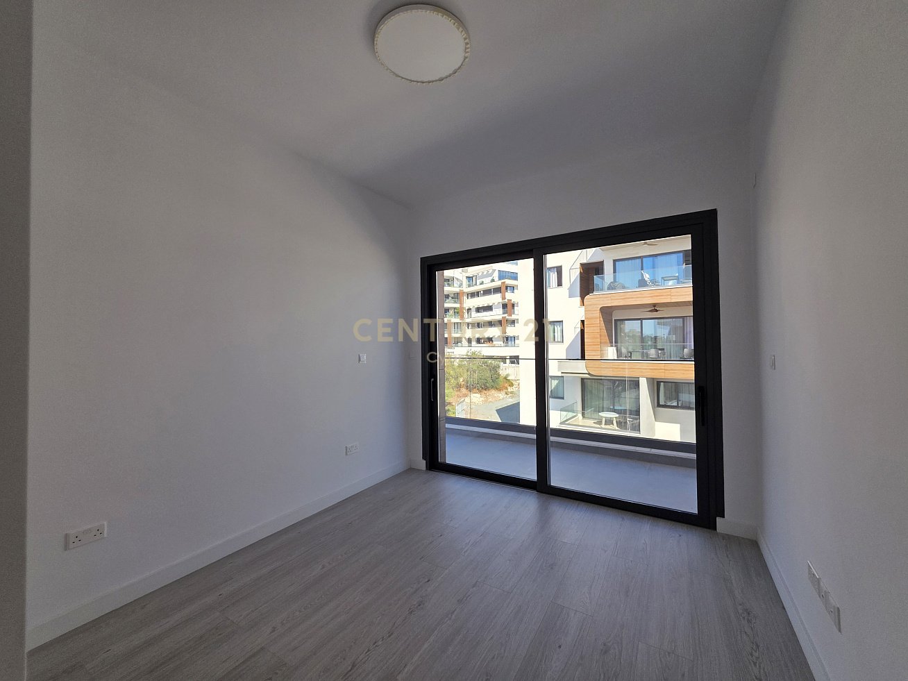 3 bedrooms Penthouse in Mesa Geitonia, Limassol, Cyprus No. 53665