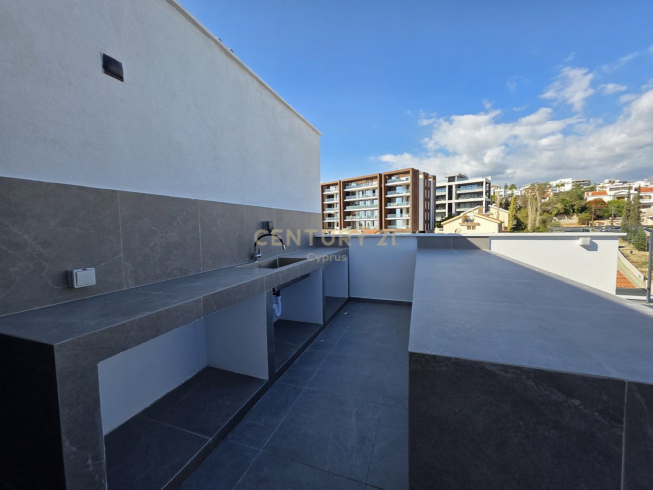 3 bedrooms Penthouse in Mesa Geitonia, Limassol, Cyprus No. 53665
