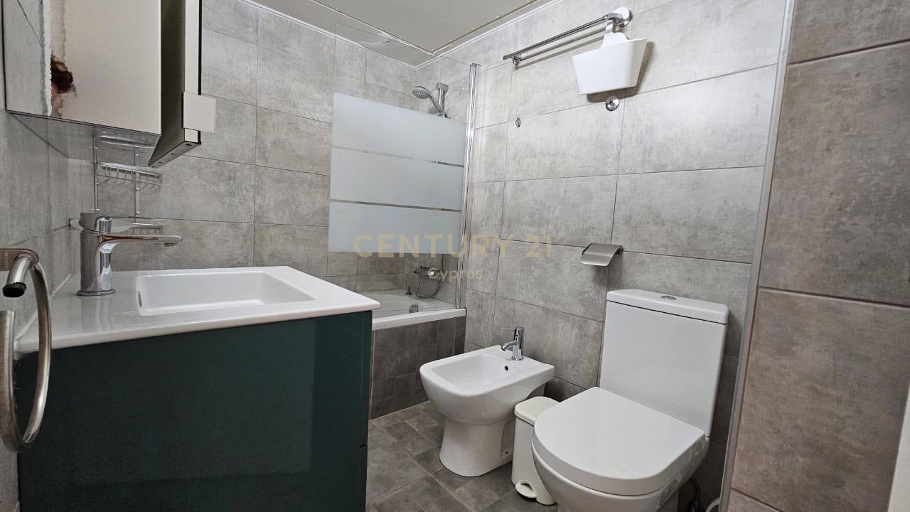 3 dormitorios Apartamento en Agios Tychonas, Limassol, Chipre No. 53662