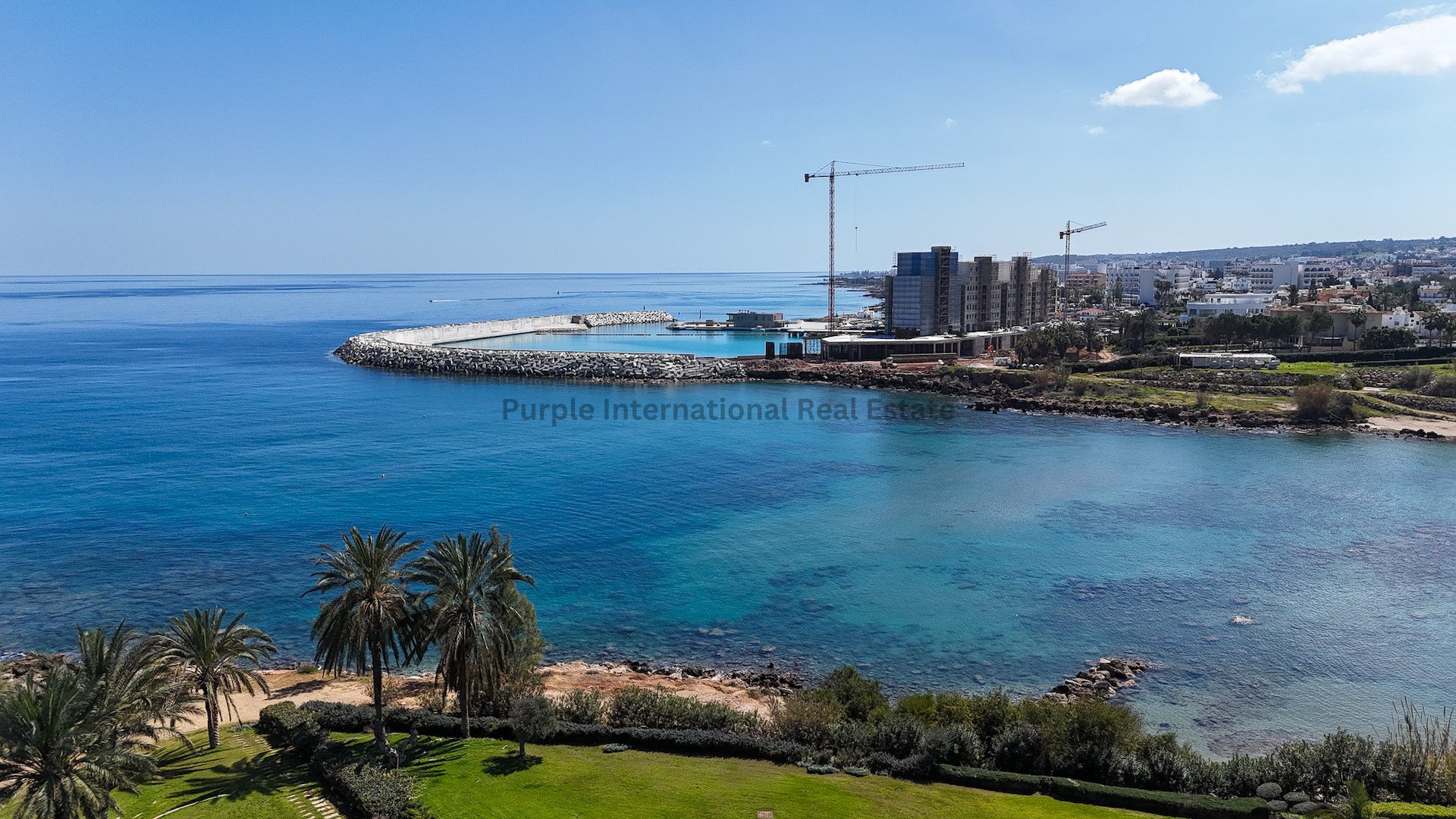 5 bedrooms Villa in Paralimni, Ammochostos, Cyprus No. 7610