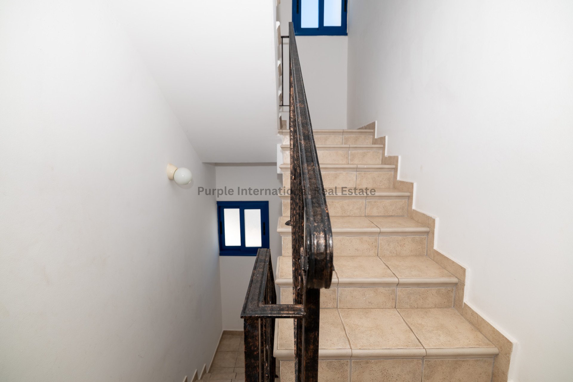 5 bedrooms Villa in Paralimni, Ammochostos, Cyprus No. 7610