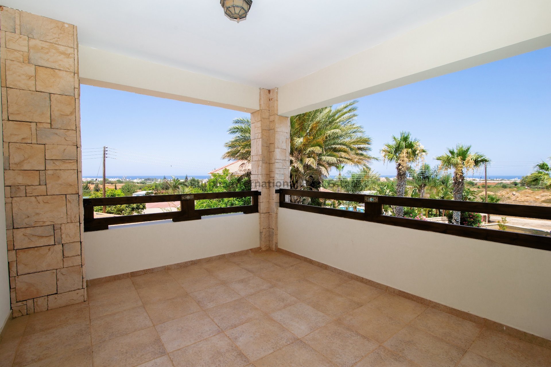 5 bedrooms Villa in Paralimni, Ammochostos, Cyprus No. 39209