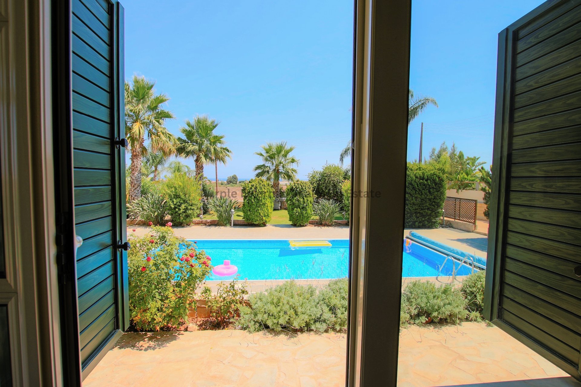 5 bedrooms Villa in Paralimni, Ammochostos, Cyprus No. 39209