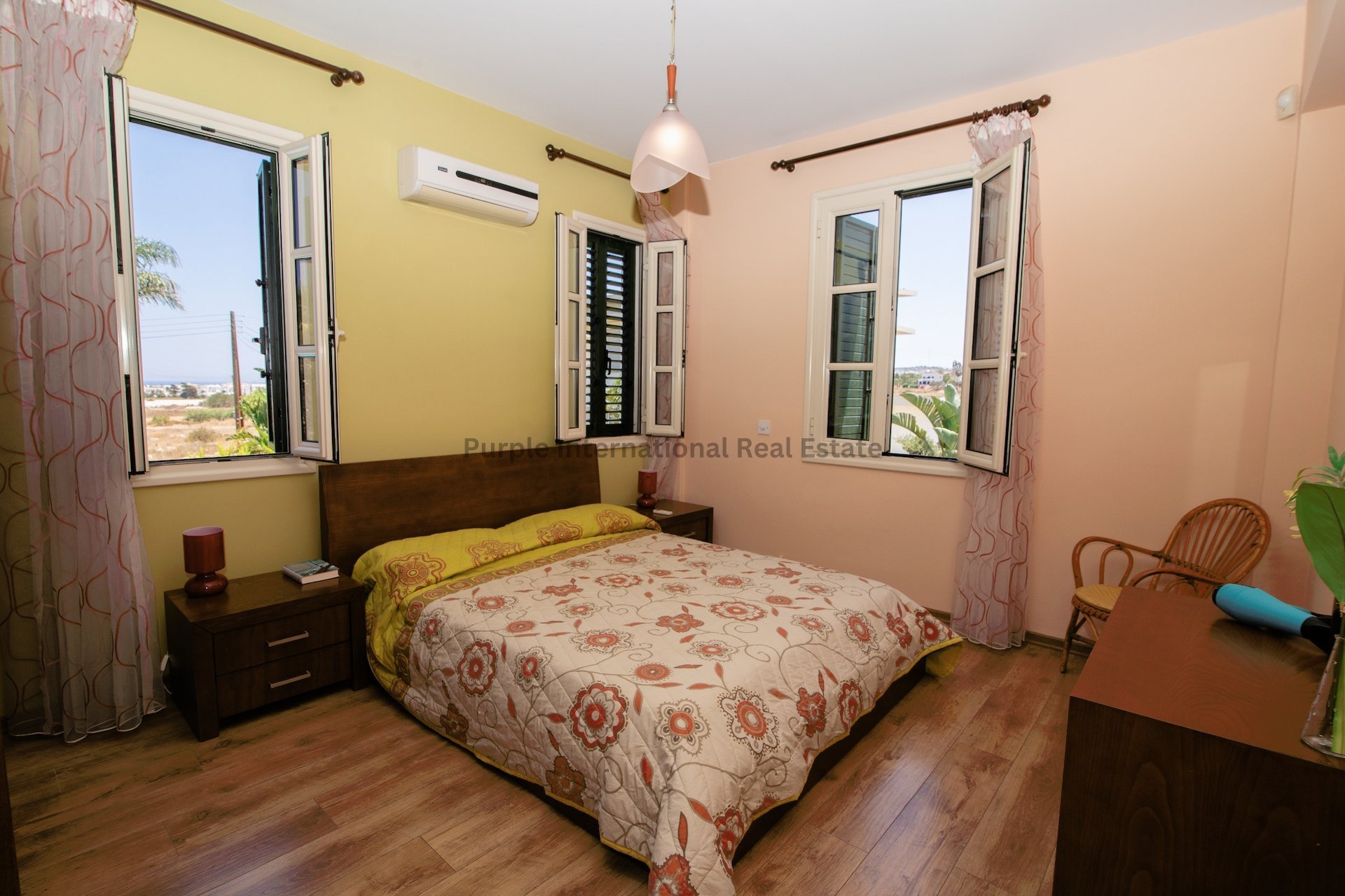 5 bedrooms Villa in Paralimni, Ammochostos, Cyprus No. 39209