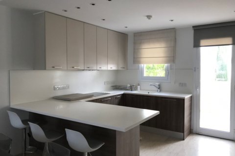 2 bedrooms Apartment in Limassol, Cyprus No. 38485